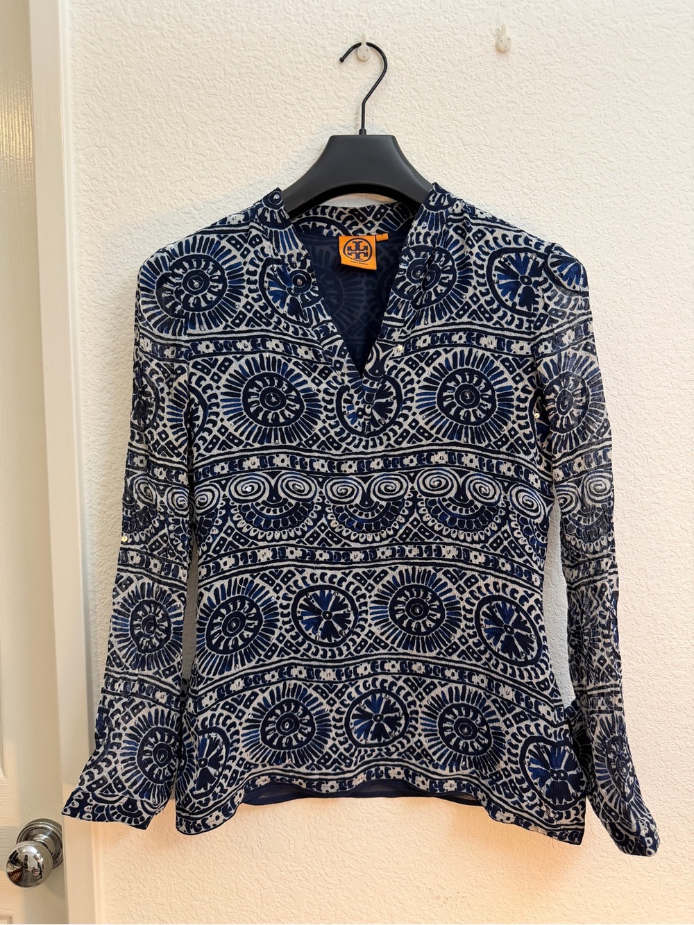 Tory Burch silk  Navy and White Patterned blouse